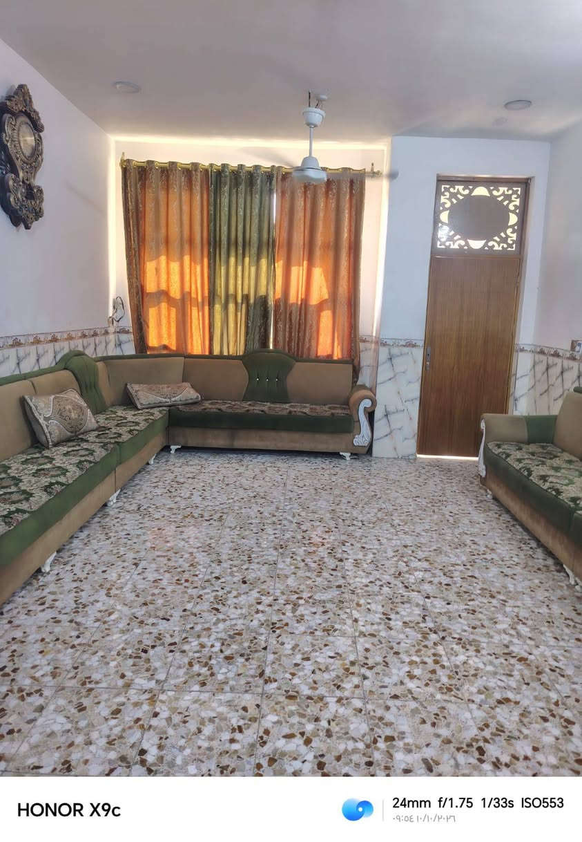 دار للبيع • طابق ثاني • قرب معمل ابو كيره