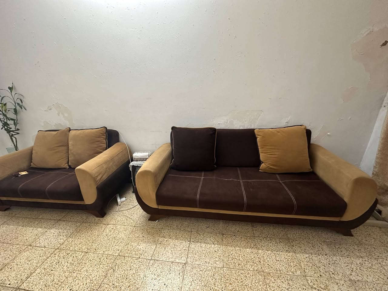 تخم8 مقاعد 200 مجمده 150
