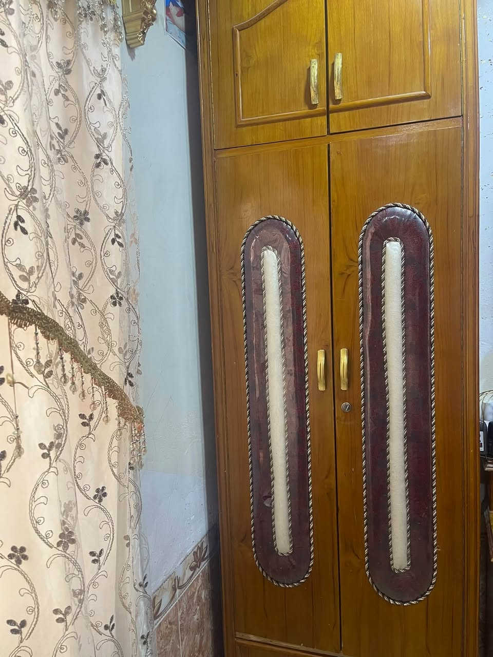 سرير بدون صندوق • للبيع