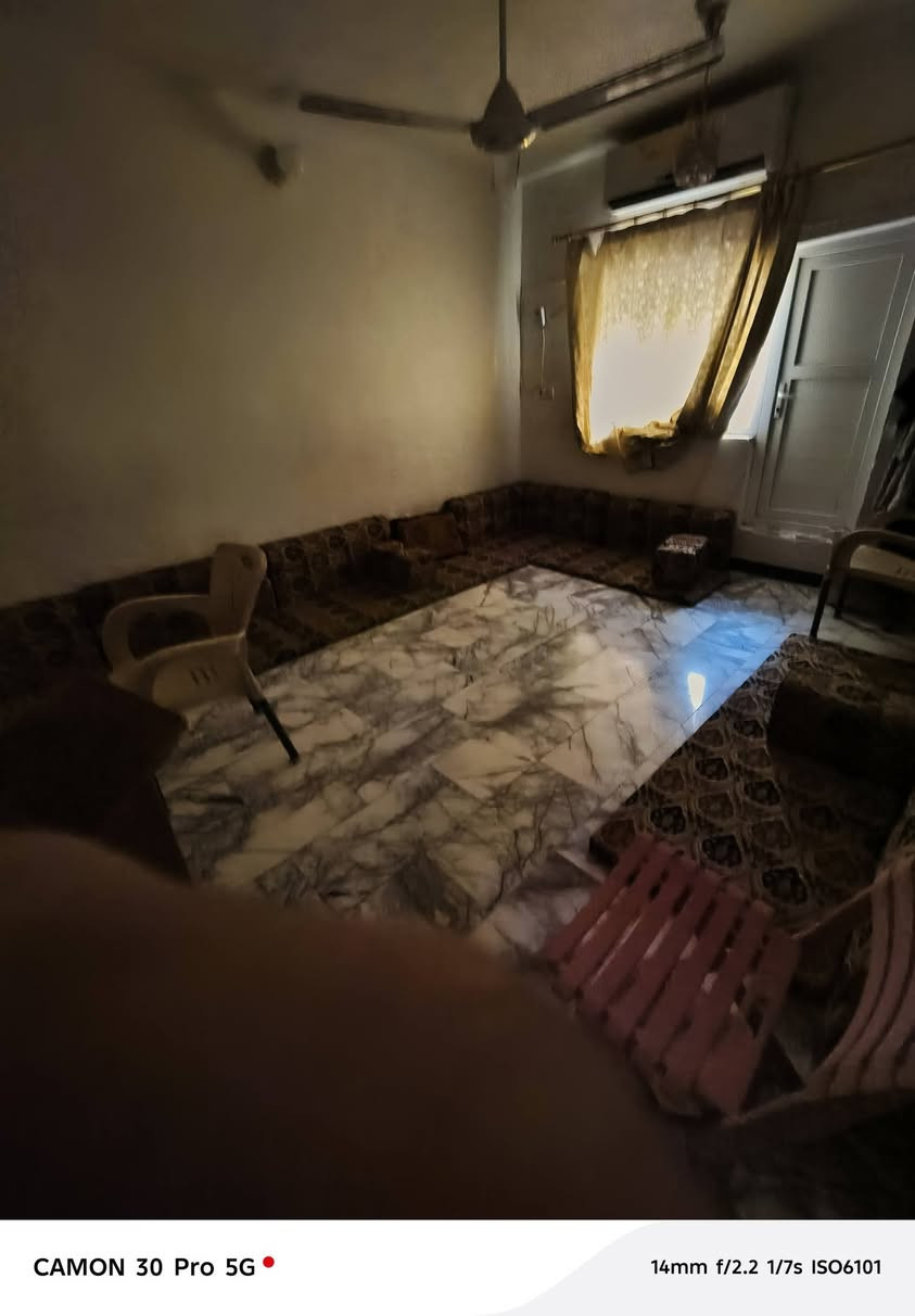 السلام عليكم
بيت للبيع في حي العامل المنطقه الثانية مساحته 250 متر طابقين مسلح يحتوي على مشتمل صغير للتواصل *********** واتساب

نص مكتوب في الصور:
- CAMON 30 Pro 5G
- 23mm f/1.8 1/17s ISO1020
- CAMON 30 Pro 5G 23mm f/1.8 1/25s ISO768
- CAMON 30 Pro 5G 23mm f/1.8 1/50s ISO674
- CAMON 30 Pro 5G 14mm f/2.2 1/7s ISO6101
- CAMON 30 Pro 5G 38mm f/1.8 1/33s ISO755