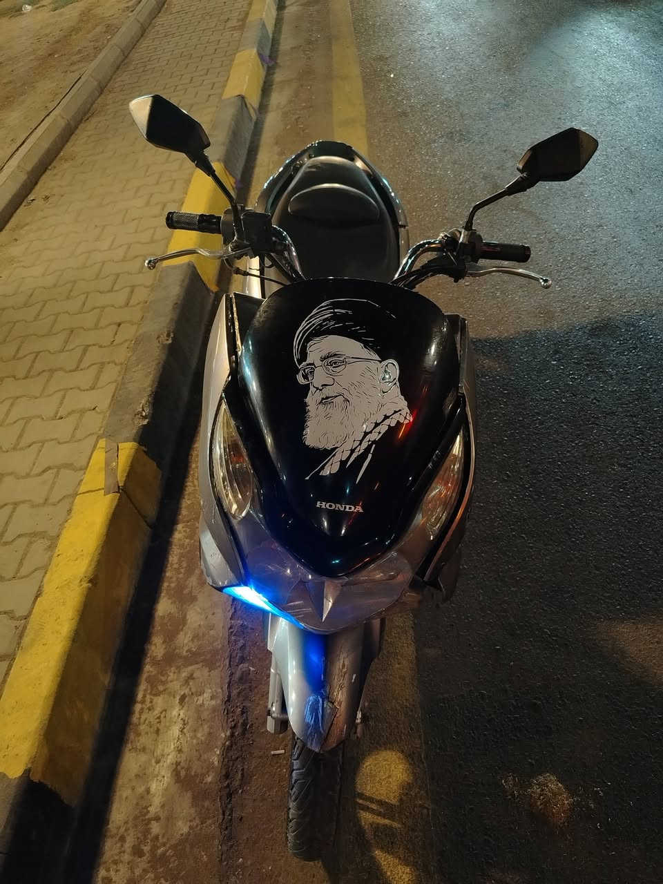 دراجه بيسي اكس جيل اول يوماها ياباني نقوصاتها بسيطه عوزها حواضن دوسه تك حساس ازدحام حساس استاند ملغيه وستاد تعليك اما باقي دراجه مكفوله مكينه كفراتها اصليه كهربأيات كامله عداد بك لايت عالي ناصي كامل مكينه ناعمه مبيها صوت تجي وتفحص.
عنوان:بغداد. بلديات
السعر:700+بيها مجال بسيط
الرقم:***********
دراجه بيسي اكس جيل اول يوماها ياباني نقوصاتها بسيطه عوزها حواضن دوسه تك حساس ازدحام حساس استاند ملغيه وستاد تعليك اما باقي دراجه مكفوله مكينه كفراتها اصليه كهربأيات كامله عداد بك لايت عالي ناصي كامل مكينه ناعمه مبيها صوت تجي وتفحص.

