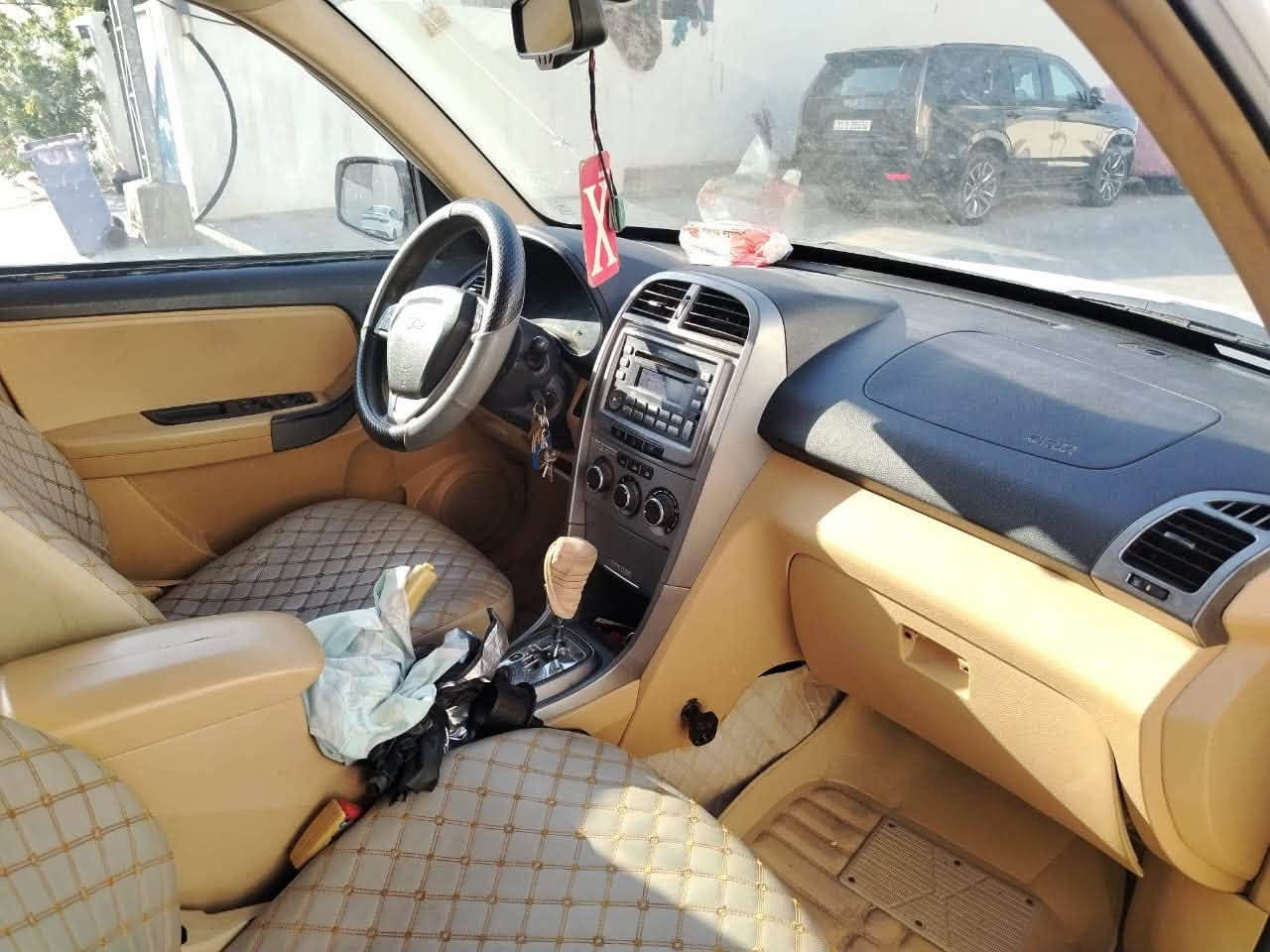 المكان النجف الأشرف
تبكو مديل 2013 جاهزه من كلشي مكينة جديده كير حديد تبريد ثلج تخم تاير حداديه. جديده مكفوله عدا تلكيط خياسات 42 

رقم الهاتف ***********
