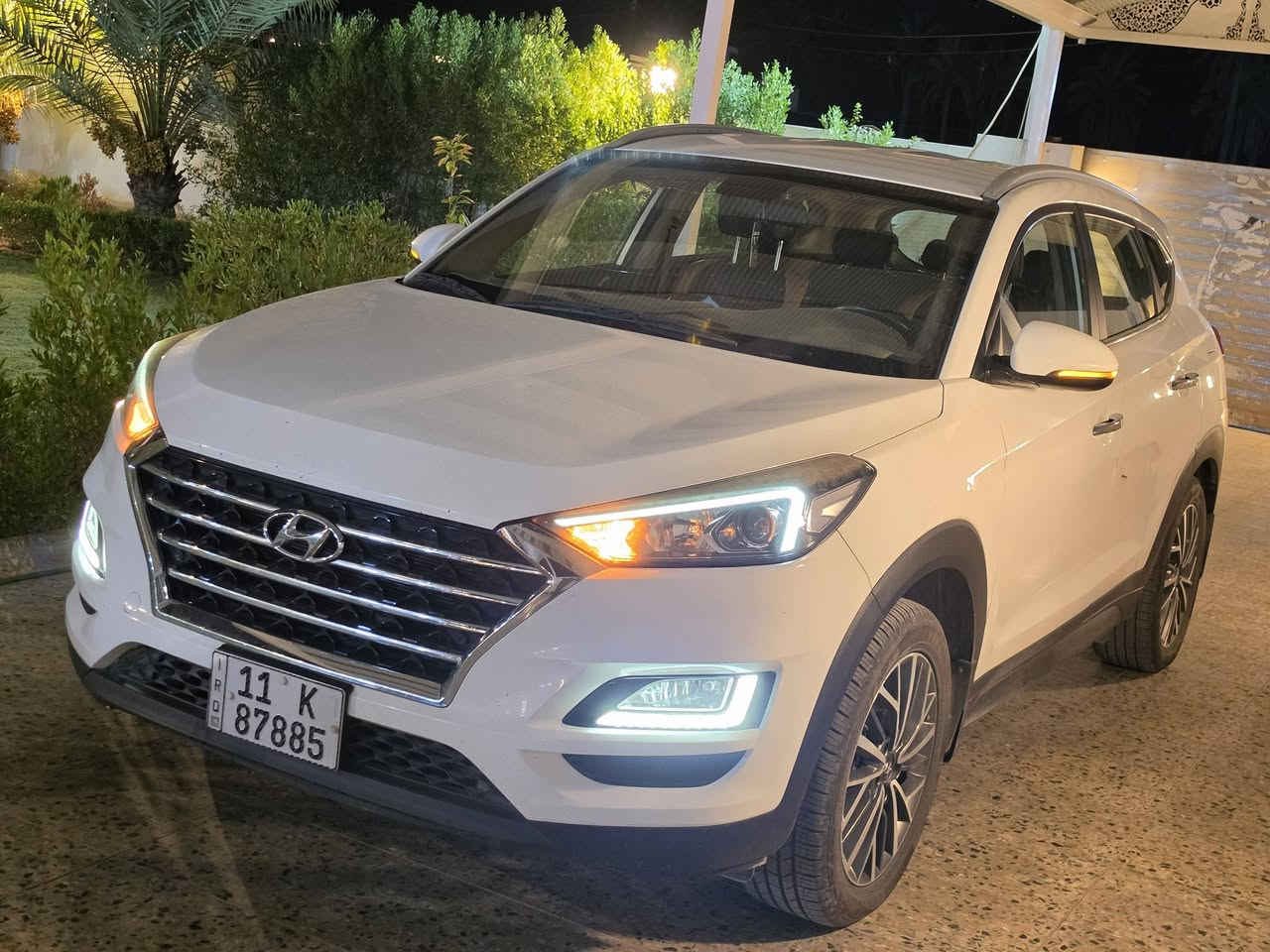 🚘 هيونداي توسان 2020 خليجي  نص فول مواصفات
ماشيه 130 الف كيلو
⭐️السعر 176 ورقه وبيها مجال للشراي
للاستفسار ***********
📍 الموقع: بغداد – الدورة
🔹 رقم بغداد – باسمي مباشرة
🔹 فحص وسنوية جديد هزه جديده 
🔹 سيارة نظيفة فقط طخة بلباب ورصعة بالجاملغ

⚙️ المواصفات:
✔️ محرك 2000 سي سي
✔️ بصمة تشغيل + أبواب
✔️ كشنات أمامية كهرباء
✔️ حساسات أمامية وخلفية
✔️ شاشة كبيرة + كاميرا 360
✔️ شاحن موبايل وايرلس
‏✔️ LED حاجب
✔️ ويل كبير
✔️ قطعتين تبريد
✔️ مراية شفط
✔️ هندبريك يدوي
