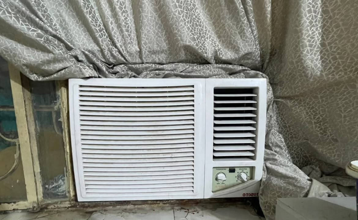 تخم للبيع ٨قطع عنوان بابل مستعجل علا بيعه سعره مناسب +مكيف  استعمال قليل الاتصال ***********
