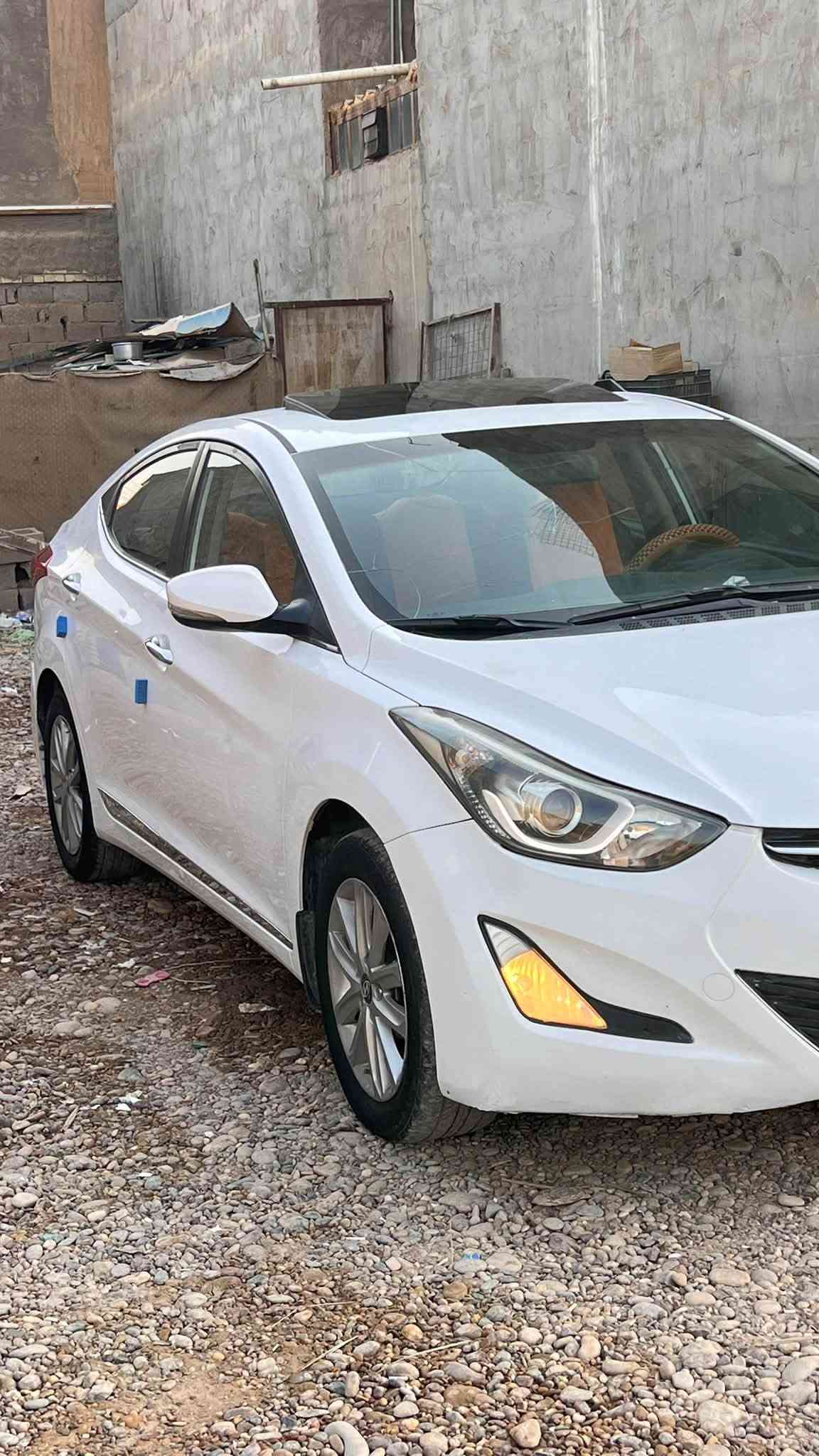النترا ٢٠١٥ خليجي بغداد دولي بيها رش قبغ بدون ضربه جنطه وشويه بخشم البونيد مال تشليع سونار واضح محرك ١٨٠٠ وكير  وتبريد جاهزه 
فول مواصفات  بدون بصمه 
لد امامي شاشة كامره ويلكب فتحه وبعد بيها مواصفات مكاني الدجيل سعرها ١٠٨ بيها مجال بسيط ***********
