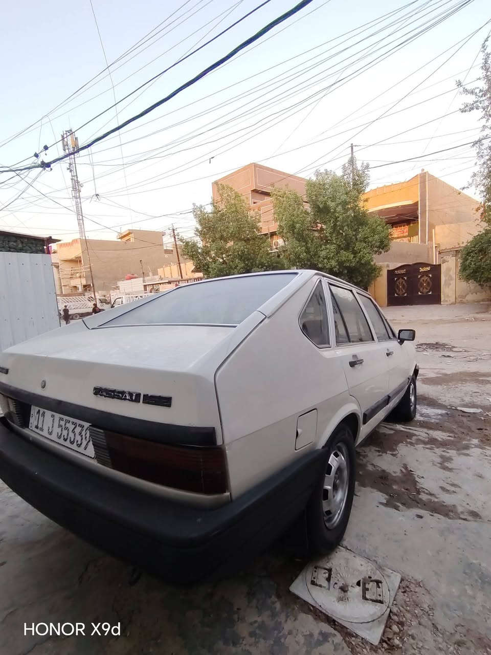 السلام عليكم للبيع  فقط برازيلي موديل ٨٧ رقم بغداد باسمي السياره بيها قطع صبغ اني ابيعلك أحزام كير محرك تبريد صدر تخم تاير كله نظيف و بلادي السعر ٣٥ وبيه مجال للاستفسار أتصل ***********
