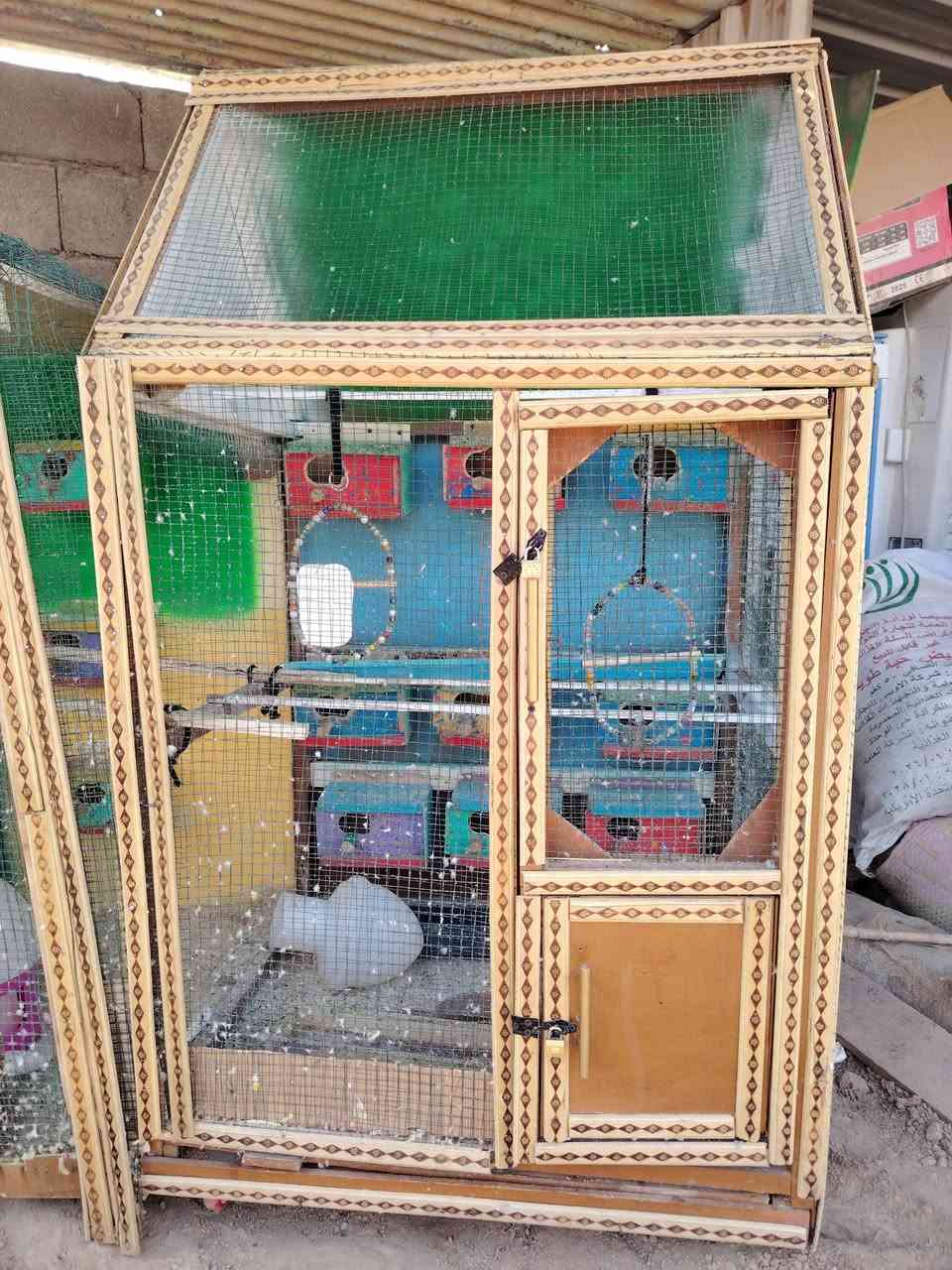 قفاص طيور • طيور حب • ٢٠بيت