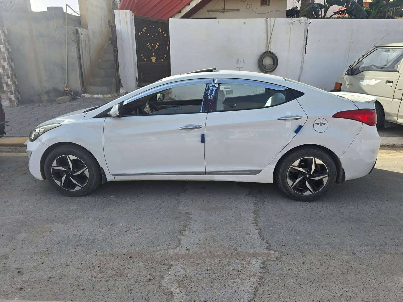 النترا خليجي 2014 للبيع
محرك 1800 المرغوب 
تبريد ثلج 🥶
كير محرك كلة تمام 
الضرر موضح بالسونار 
السعر 103$ 
السيارة بأسمي . اربيل دولي
تواصل ***********
