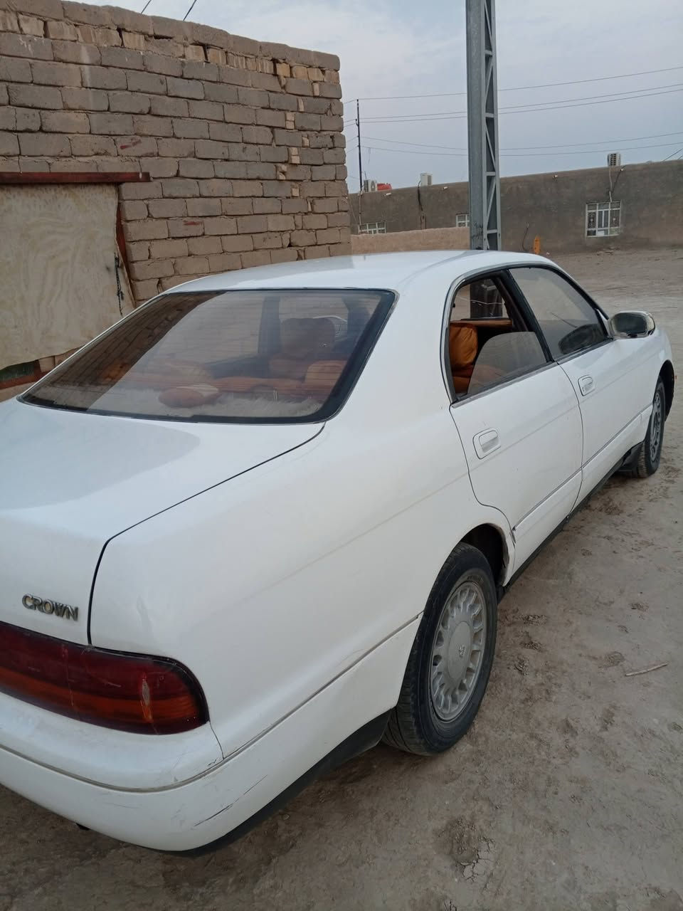 سلام عليكم سياره لبيع بطه مكفوله من لكص ونقل جثه ولصوليات رقم بصره مرشوشه جماليه سعر خمسين وبيه مجال شراي يتصل ***********
