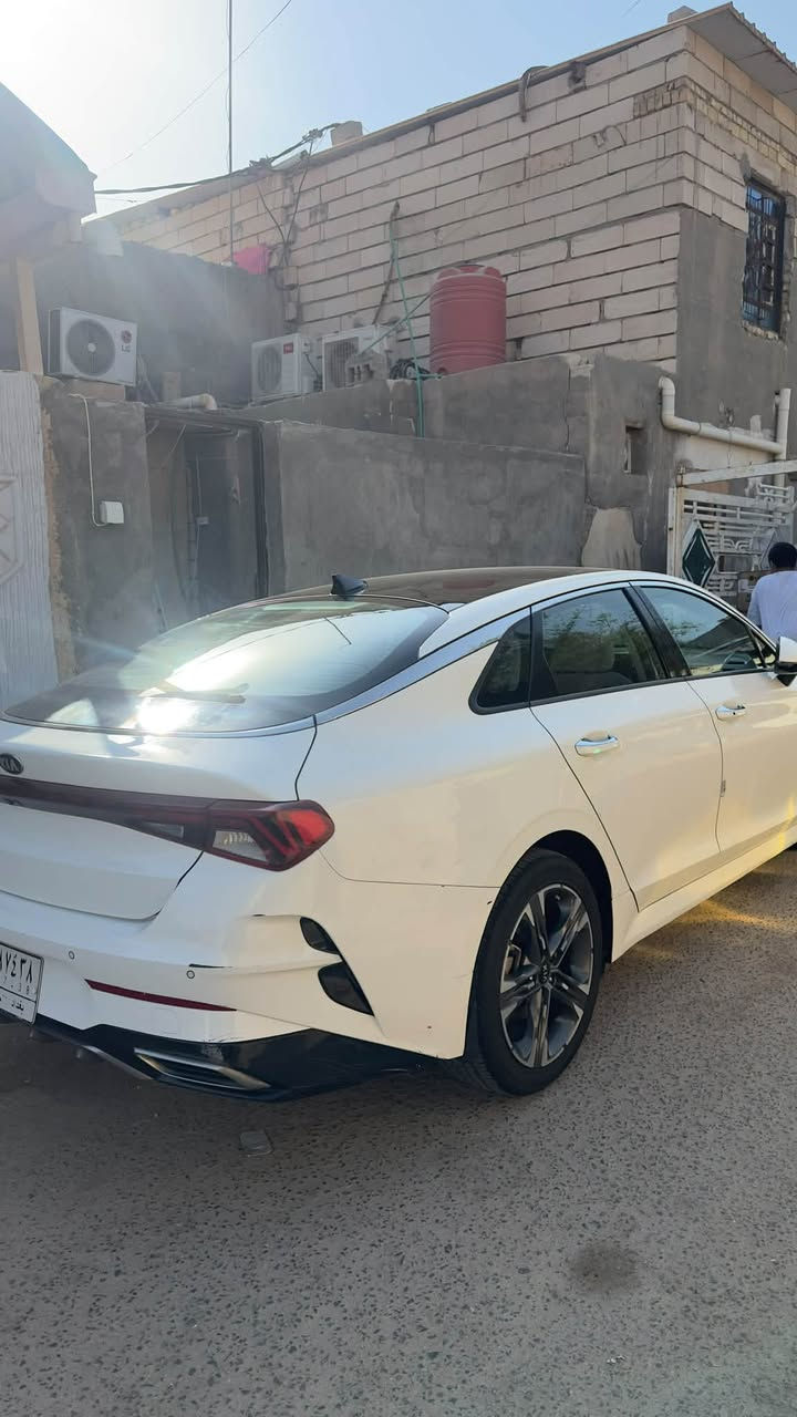 k5
خليجي مديل 21
رقم بغداد
فول ١/١
بصمة تحكم ستيرن 
تشغيل عن بعد 
محرك 2000
مثبت سرعه 
بانوراما
الضربه بيها جاملغ الخلفي جوه القبق البانزين وتكحيل بل جاملغ الامامي صفحه العبري   السعر180 وبيها مجال ***********
