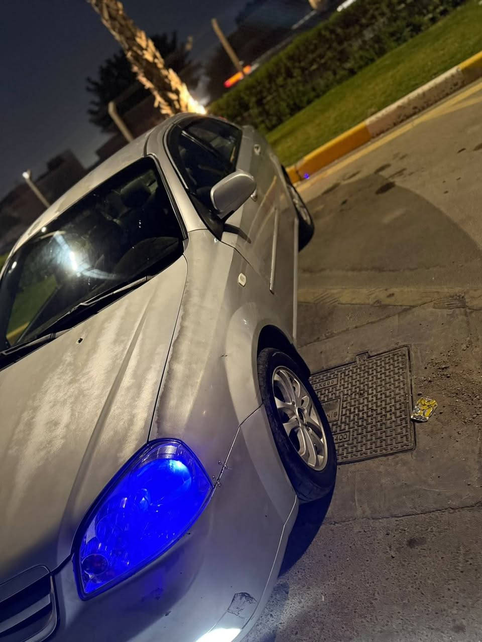 🚘 للبيع سوزوكي فورنزا 2006 محرك 2.0

✅ الإيجابيات:

- السيارة جاهزة من كلشي.
- الكير والمحرك خير من الله.
- المحرك مجمّف قبل سنة، تجفيت مضبوط.
- الكير مكفول.
- كهربائيات السيارة كلها شغالة.
- داخلية السيارة نظيفة.
- تخم تاير أمامي وخلفي جديد.
- صدر أمامي وخلفي جديد.
- صالنصه جديدة.
- تبريد ثلج خير من الله. ❄️
- عليها منظومة زنون كاملة.
- إشارات LED.
- السنوية بعدها ما نافذة.
- ما عليها غرامات.
- رقم بغداد.

❌ السلبيات:

- السيارة مصبوغة وجارده.
- بيها ضربة أمامية خفيفة، ما واصلة للشاصي.
- خياسات مابيها فقط البلدوّسة والجاملغ الخلفي.

💰 السعر: 58 ورقه

- بيها مجال قليل.

📄 السيارة بسمي، والتحويل ثاني يوم.

   •    مكان السيارة: بغداد، الغزالية.

📞 للاتصال: ***********

السيارة جاهزة للفحص والمعاينة.
