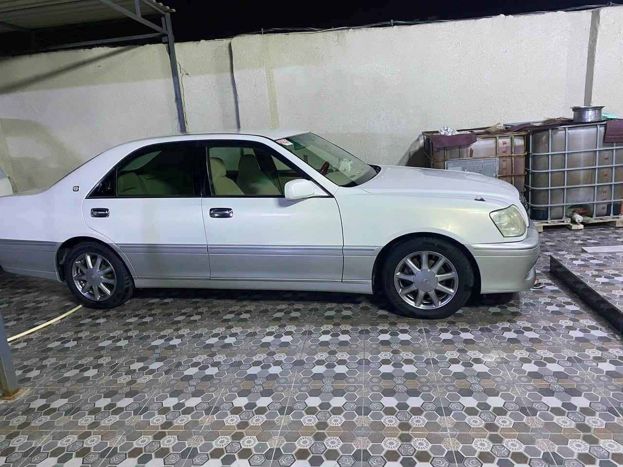 البصرة الزبير 
دكمتين محرك ديفور الصغير 
كفاله عامة تسجيل جديد بأسمي 
***********
