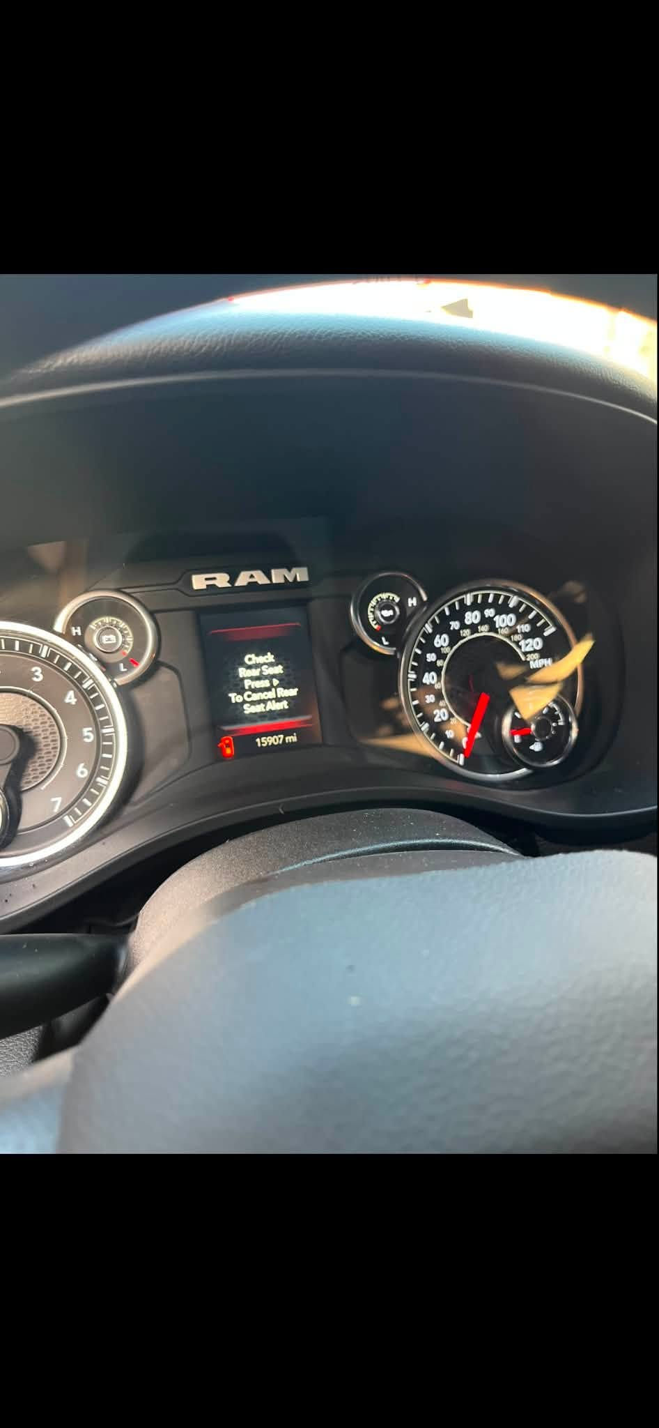 رام ٢٠٢٥ • V6 ايتورك • 4x4 دبل