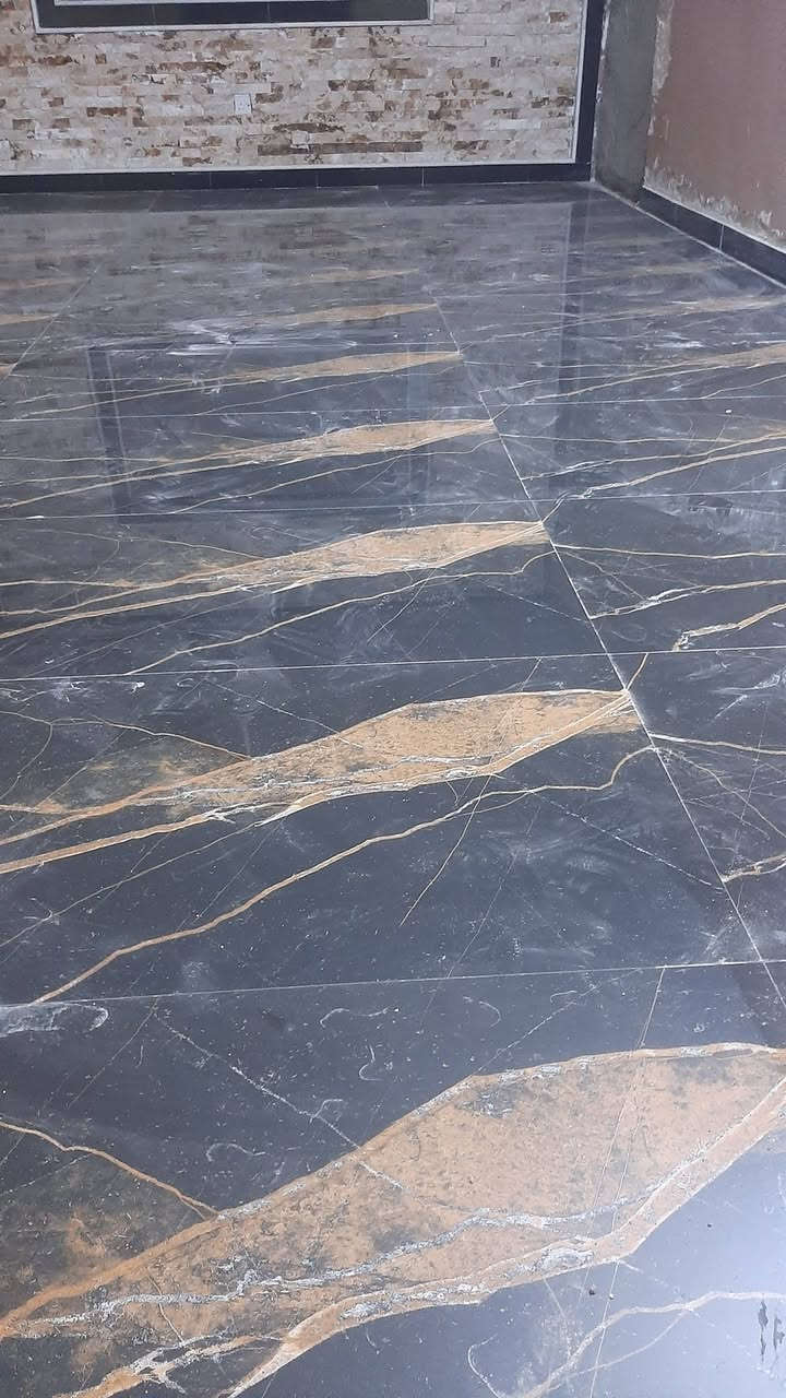 السلام عليكم خلفة سيراميك هذا شغلي الي يريد يتصل ***********
