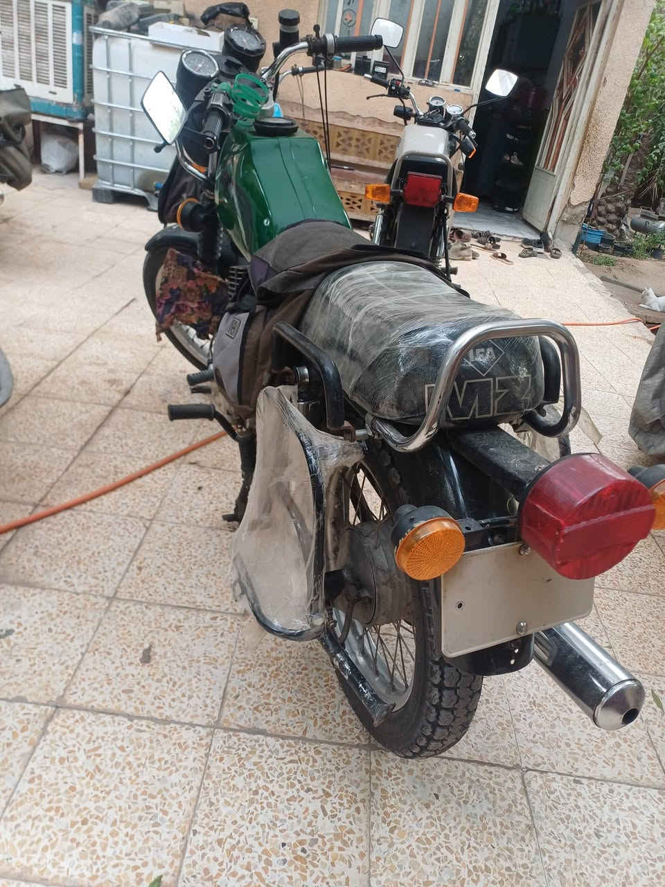 ٨٢ • اثنين • لحيم