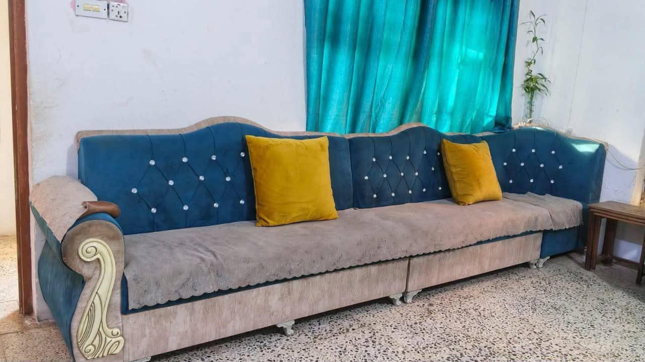 ديوان 35 مقعد تفصال قبل سنة مفصل اخو الجديد مع طبلات عدد 2***********
