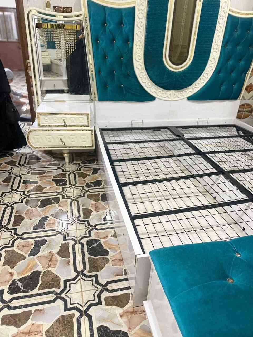 غرفة تركيه نظيفه اخت الجديدة للبيع للاستفسار الاتصال على الرقم فقط 
*********** البصرة, العراق
