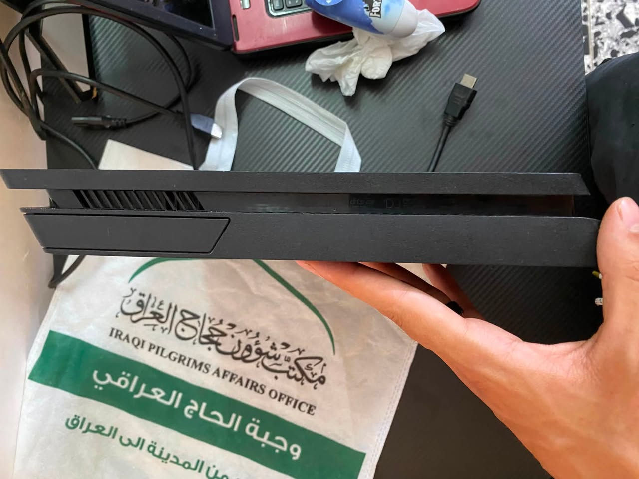 بلي فور سلم اخو الجديد بعده بالكلبسات اخرس شرط اذا سمعت صوت المروحة تاخذه بلاش بلي نظافه 100‎%‎ لوك ستيكر لا مفتوح ولا مصلح شخط مابي ويا حساب بي العاب فيفا 26 رايدة 245 وبي مجال مكاني بغداد
***********
