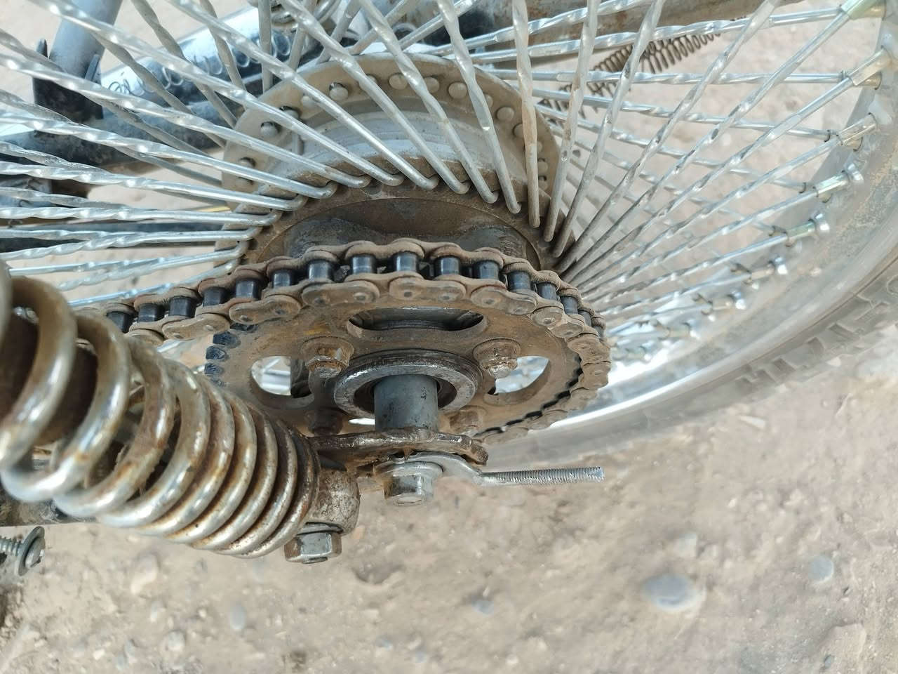 مطار خمسه قير السعر 150 وبي مجال للطيبين***********
