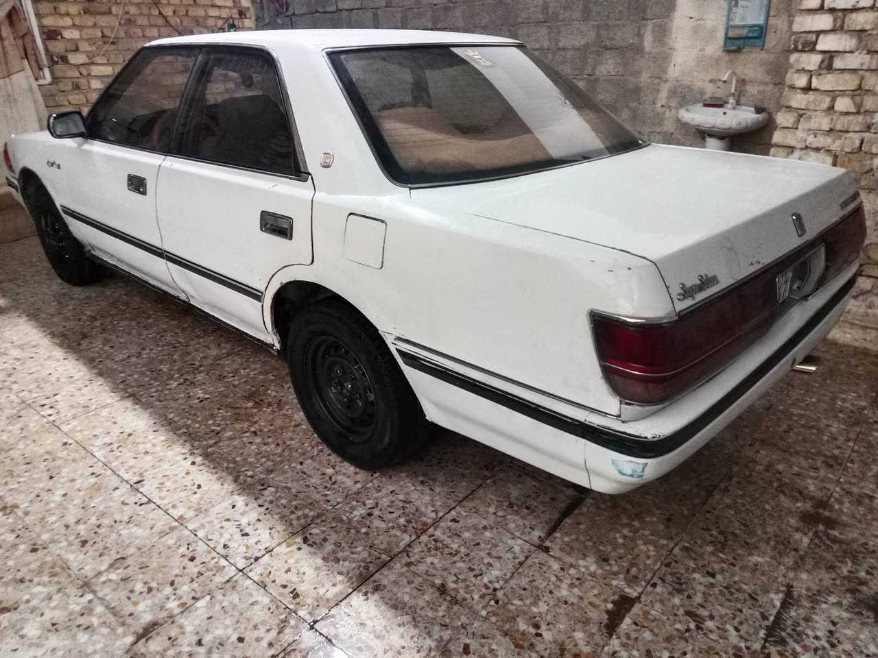 سيدان ونجي تبريد رقم واسط إنكليزي بسمي في الحي ***********
