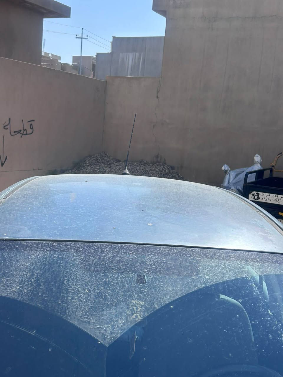 سلام عليكم 
بيجو ٣٠٧ /٢٠٠٥/
زيتوني
جاملغ سكن ودعاميه مبدل سبب تكسر القطع
تبريد شغال
كهربائيات شغاله 
مابيه نقص 
صدر جديد
سقف حالوب 

سعر ٥٠ وبيه مجال بسيط
*********** كركوك, العراق

