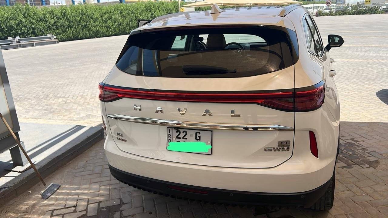 للبيع هافال H6 Premium موديل 2024 رقم أربيل

الممشى 33 كم 

السيارة نظيفة جداً وبعدها بضمان الشركة 

المواصفات

محرك 2.0 تيربو 4 سلندر
جير أوتوماتيك 7 سرعات 
سقف بانوراما
مقاعد جلد كهربائية
تدفئة وتبريد المقاعد الأمامية
شاشة وسطية 12.3 إنج
شاشة عدادات 10.25 إنج
Apple CarPlay و Android Auto
شاحن لاسلكي
شاشة عرض المعلومات على الزجاج HUD
كاميرا 360 درجة
حساسات أمامية وخلفية
مثبت سرعة متكيف
مراقبة النقطة العمياء
تحذير مغادرة المسار ومساعد البقاء بالمسار
فرملة طوارئ تلقائية
نظام التعرف على إشارات المرور
دخول ذكي
صندوق خلفي كهربائي
إضاءة LED
بيها فقط PDR بالمدكر الخلفي الايمن قليل 

السعر 29 مليون دينار
وبيها  مجال بسيط 
مكاني البصرة ابي الخصيب
***********
