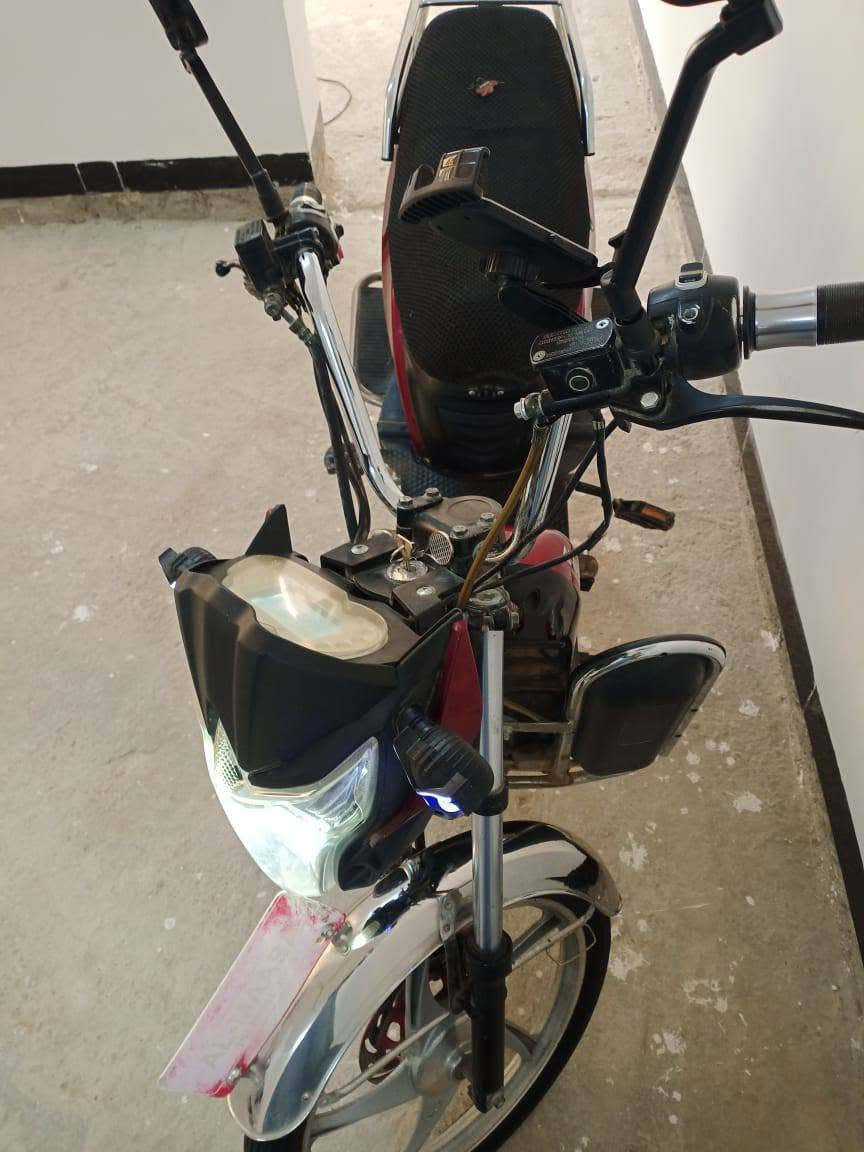 هارلي • نضيف • بطاريات شادهن