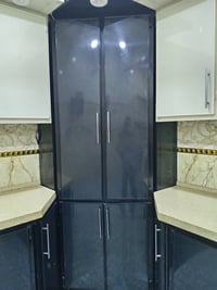كاونتر للبيع مستعمل مده قليله للاستفسار اتصل على هاذ الرقم  0773373984...