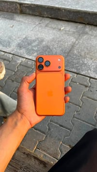 آيفون ١٧ برو ماكس • ٢٥٦ • بطارية ١٠٠%