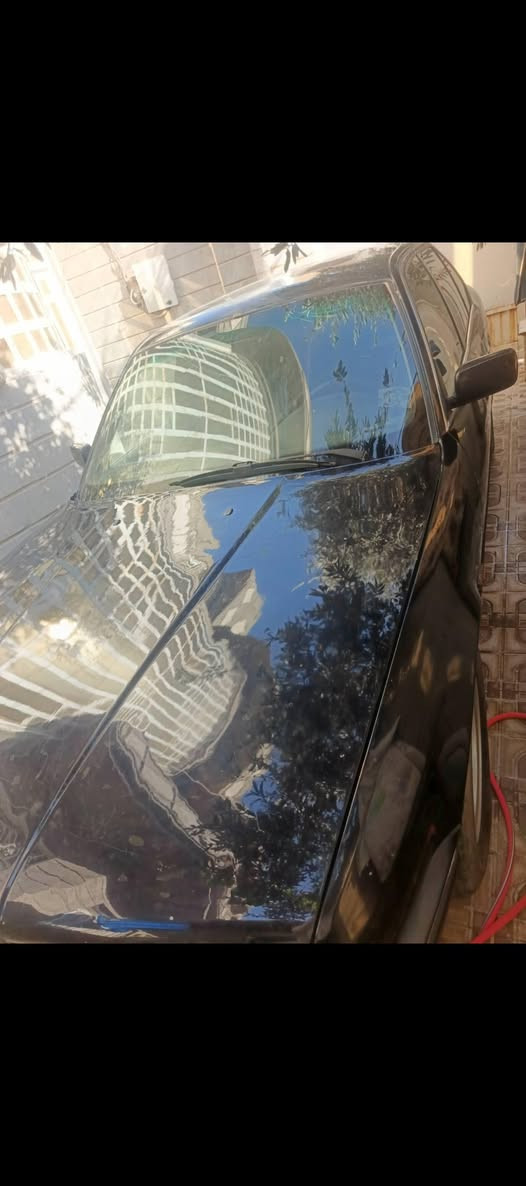 BMW
525
سياره مابيه اي نقص بس غرفتهه تعبانه 
السعر ٣٥ ورقه وبيهه مجال 
***********

