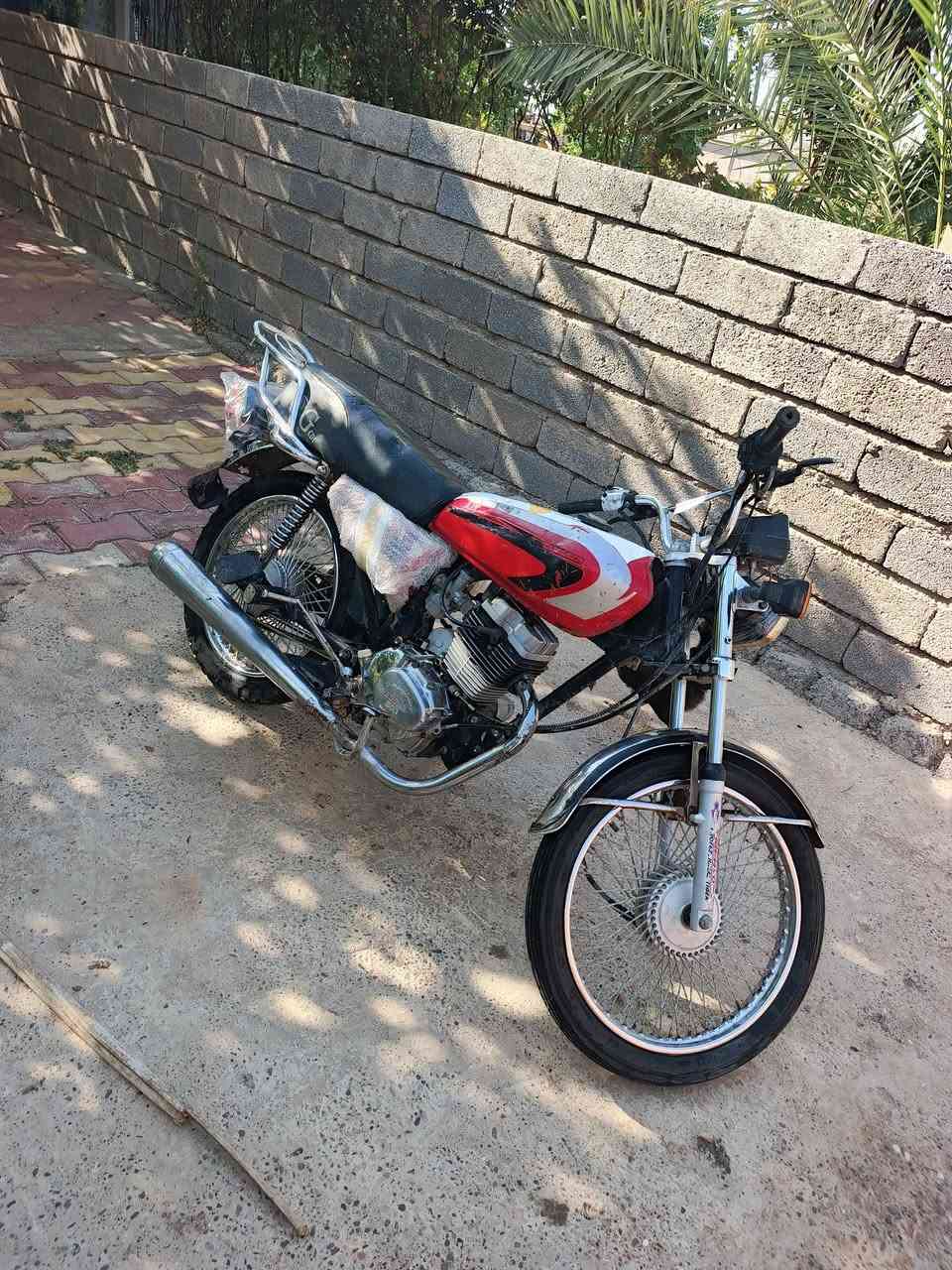 دراجه تايكر 5 كير محرك مفتوح نشاط فول كهربائيّة شغاله دراجه جاهزه سعر270 البيع مراوس شعندك مراوس تعال مكاني بيجي ***********
