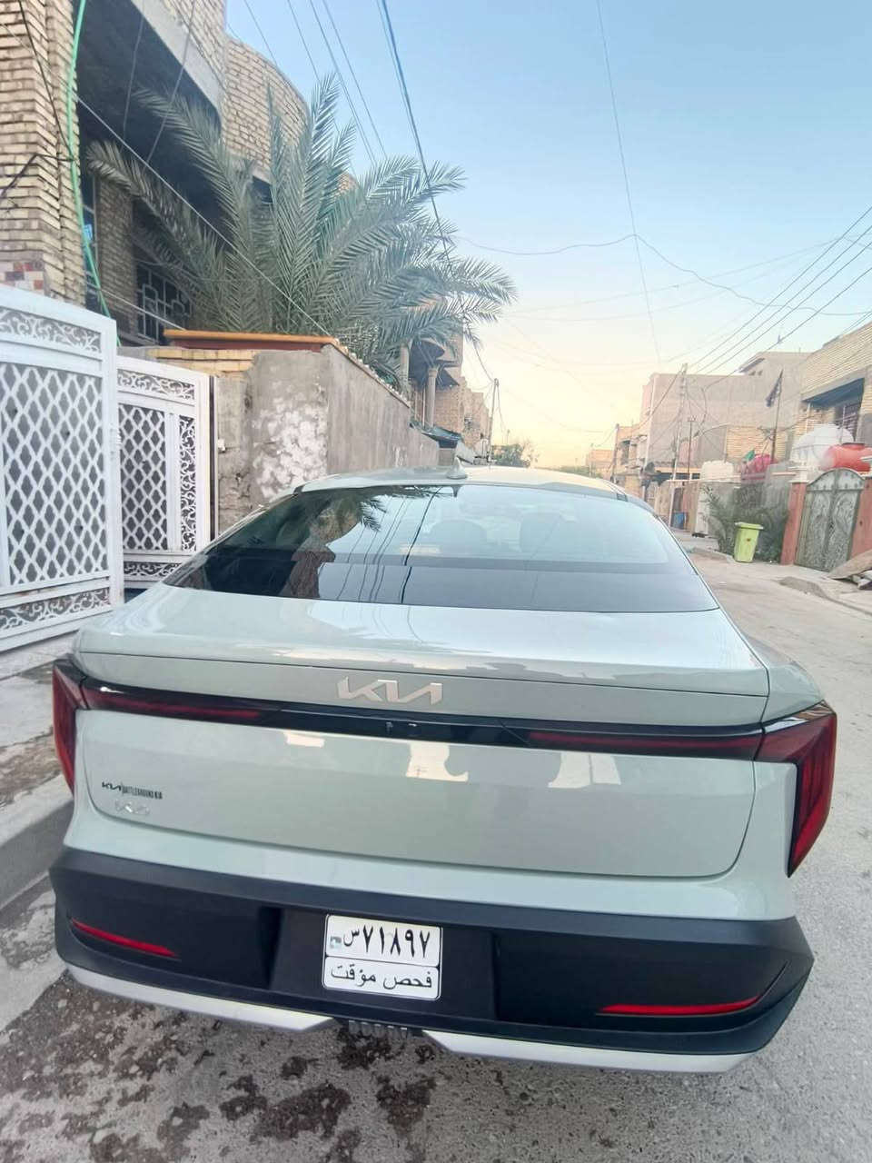 السلام عليكم
كي فور  K4
موديل 2025
وارد امريكي حادث بنيد شبر واحد 
الون اسمنتي 
مواصفات السيارة EX
تحكم أربعة جهات 
شاشه لمس متصله 
كامرة خلفية  
رادار امامي رادر خلفي توقف ذاتي  
هند بريك دكمه 
بصمة  + تشغيل عن بعد صندوق  ذكي 
نظام  ترحيب
انظمه قيادة 
تحديد مسار 
لايت عدسات 
لد مامي  خلفي  
محرك 2000
ماشيه ١٩
داخله شهداء 
 للتصال على رقم ‏‪***********‬‏
مكان بغداد 
السعر ١٥٥ وبيهه مجال حك الجيه
