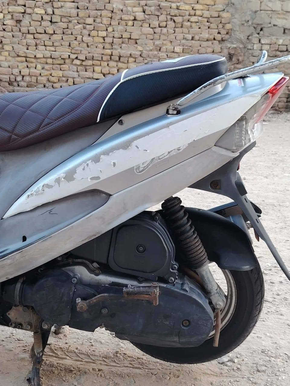 ماكس منغولي  للبيع نضيفه كلش مال جناي مناسبه 650 ما مفتوحه ***********
