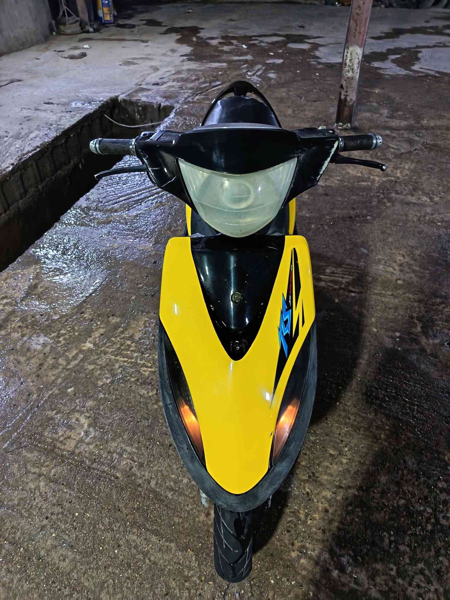 ماكس عدله مديل2005دراجه مفتوحه مره وحده وشغل مضبوط والكفر تجاري دراجه حلوه  كلشي شغال بيهه بس السلف مرات يخرط من موره الراجز مستحق تبديل ولفشاير ما يشتغلن فقط باقي كله شغال دراجه شلعه ومعدل لايت سكن بك لايت دبلات قفل صندوق وسكان كله شغال والعينه بلاديه  دراجه حلوه مال جنايه سعرهه 625وبيهه مجال جماعت جوه550 لاتعب روحك مكان قرنه بني منصور لتفيده يتصل***********
