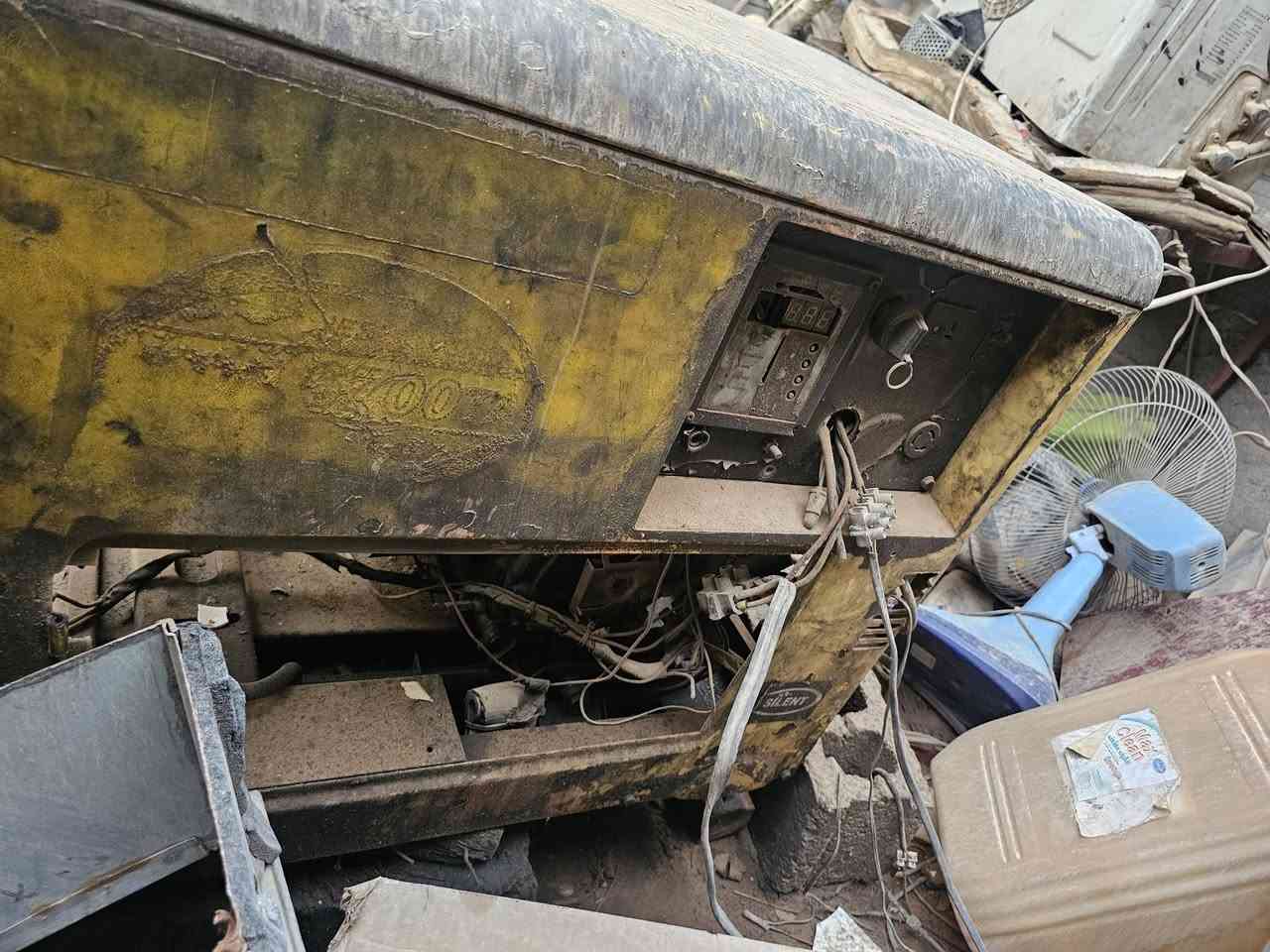 مجموعة مولدات • سعر مناسب