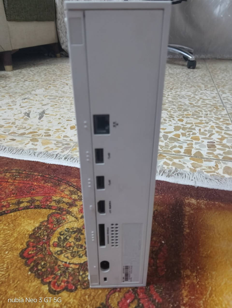 اكس بوكس سيرس اس 512GB الملحقات كامله مع اليد ألاصليه و يد سلكيه مثل ما واضح في الصوره مع كيبورد و ماوس شغالات و الكرتون ألاصليه للجهاز السعر 390 وبيه مجال العنوان بغداد للتواصل *********** موجود وتساب

نص مكتوب في الصور:
- nubia Neo 3 GT 5G