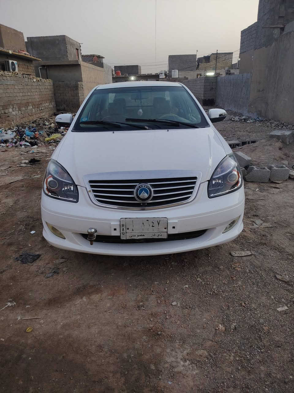 جيلي موبل • ٢٠١٢ • مكفولة من الضربة
