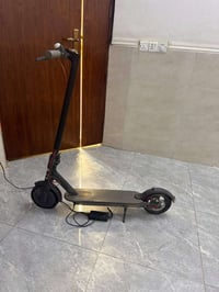 مرخصه الادمن سكوتر كهربائي شحن  شاومي للبيع نضيف 250 الف بي مجال مدينه...