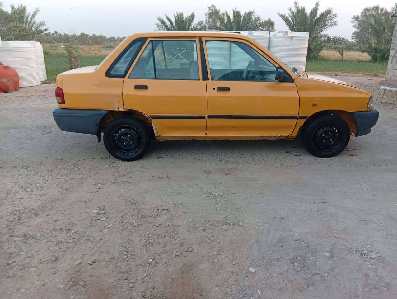 سلام عليكم
سلام عليكم 
سايبه موديل 2010 رقم بغداد نكليزي
بسمي تحويل ثاني يوم كير مكينه  خير من الله 
تخم تاير دواخل نضيفه كهربايات كله شغال بيه شويه خياسات بالهلال الخلفي
 سعر 23  بيه مجال حك اجيه 
مكان تقاطع نهروان 
***********
