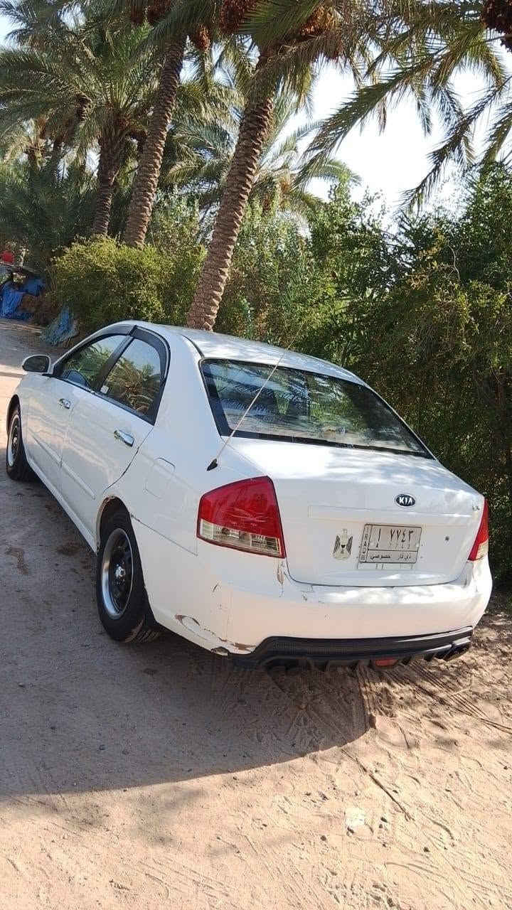 السلام عليكم
سيراتو موديل 2009 خليجي مكفوله بيها بس بارد بسيط رقم ذي قار بأسمي محرك 1600 جاهزه كير مكينه حداديه تبريد ثلج تخم تاير السعر ٧٢ الاستفسار ***********
