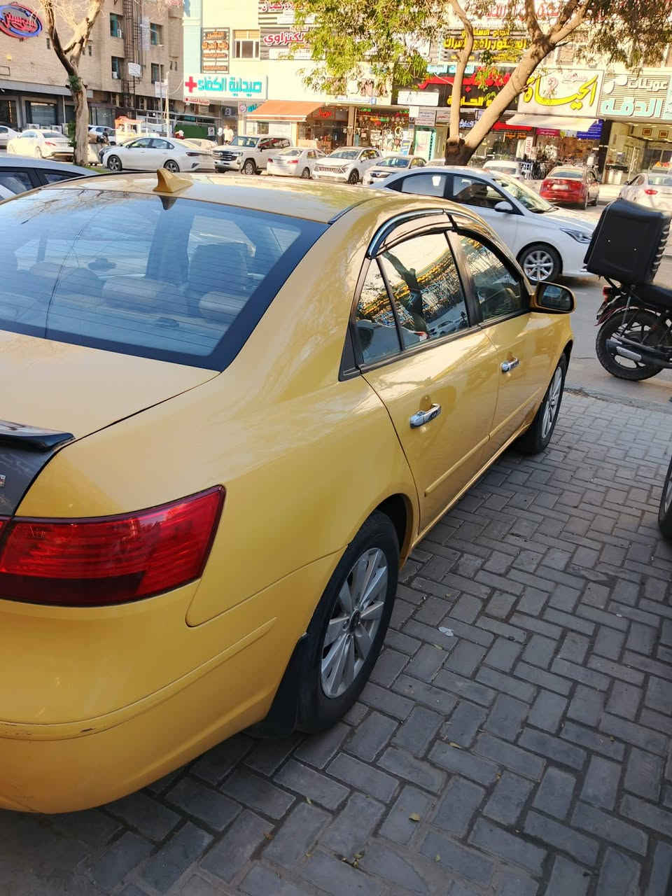 سلام عليكم سوناتا للبيع موديل 2009 وارد امريكي رقم بغداد كير ومحرك وحداديه بلجيس تخم تاير تبريد ثلج مكينه 2400 سياره جاهزه ما ناقصها برغي مذب عليهه ضربتهه جاملغ فقط العنوان واسط ا لاستفسار ***********

