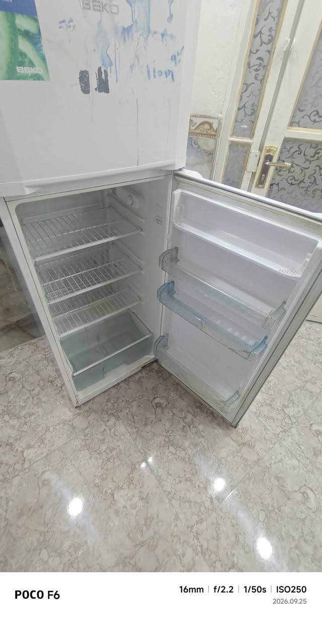 السلام عليكم ثلاجه للبيع نضيف شغاله سعره 150  وديوان الهيكل مالته كلشي ما بي فقط الاسفنج مالته نازل سعره 100 الف

نص مكتوب في الصور:
- POCO F6 16mm | f/2.2 | 1/60s | ISO200 2026.09.25
- POCO F6 16mm | f/2.2 | 1/50s | ISO250 2026.09.25
- POCO F6 16mm | f/2.2 | 1/17s | ISO1250 2026.09.25