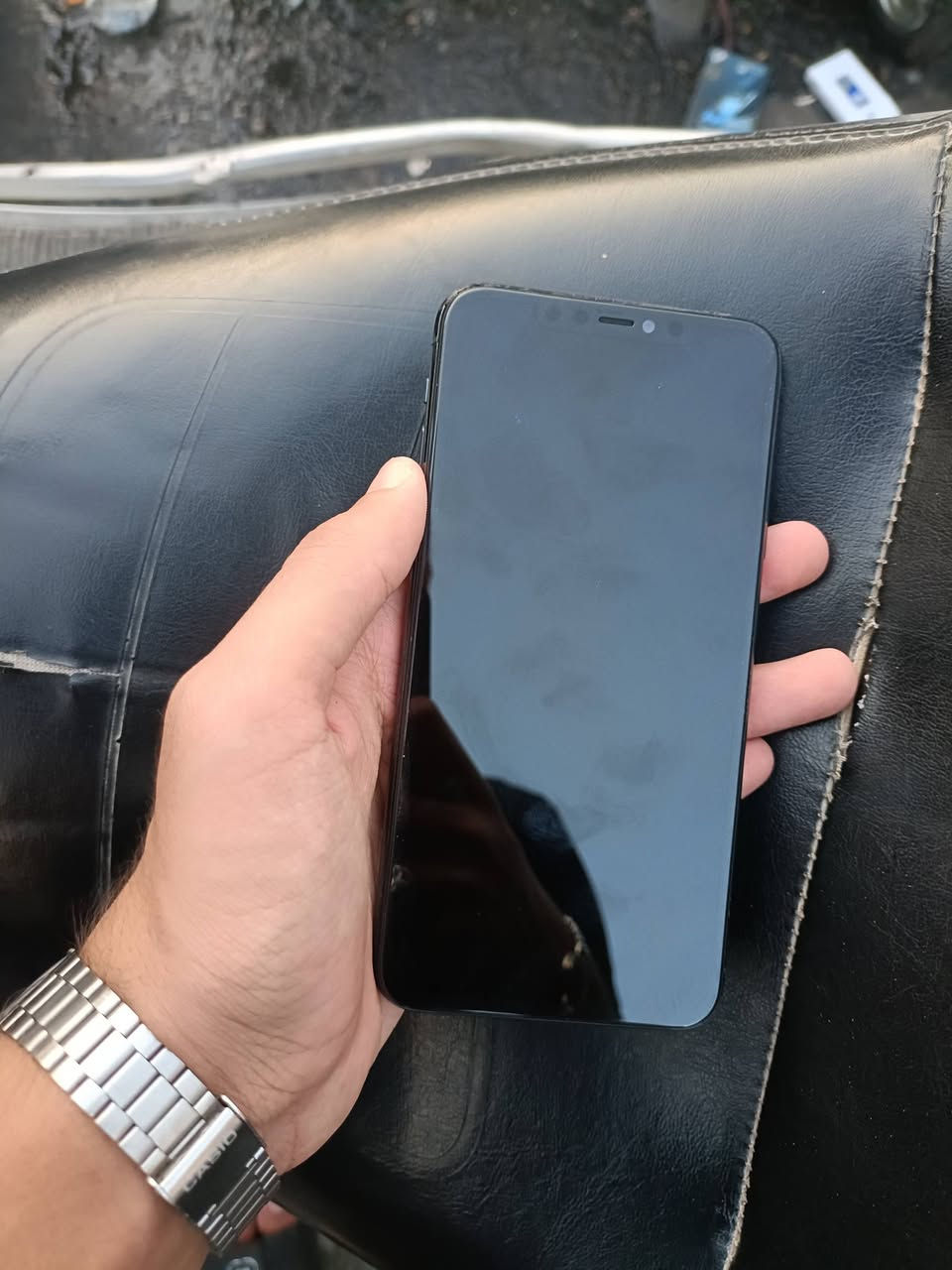 آيفون ١١ برو ماكس • ٦٤ • بطارية ١٠٠٪