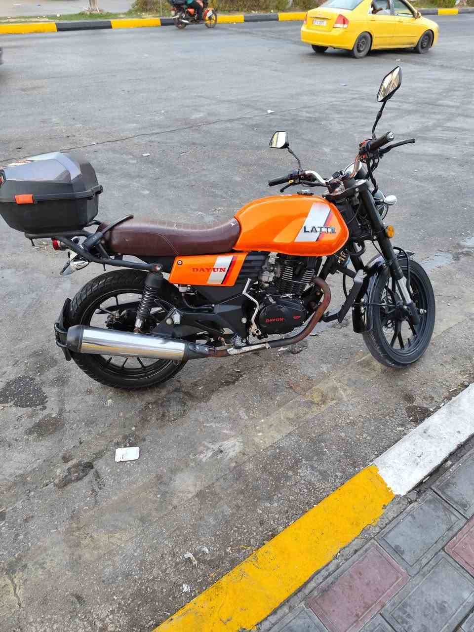 السلام عليكم
دايوان لاتي مديل 23
دراجه بحاله ممتازه
محرك 200cc بحالة الوكاله 
اوراق اصولي مو سكنر
سعر مليونين
مكاني كربلاء
***********
