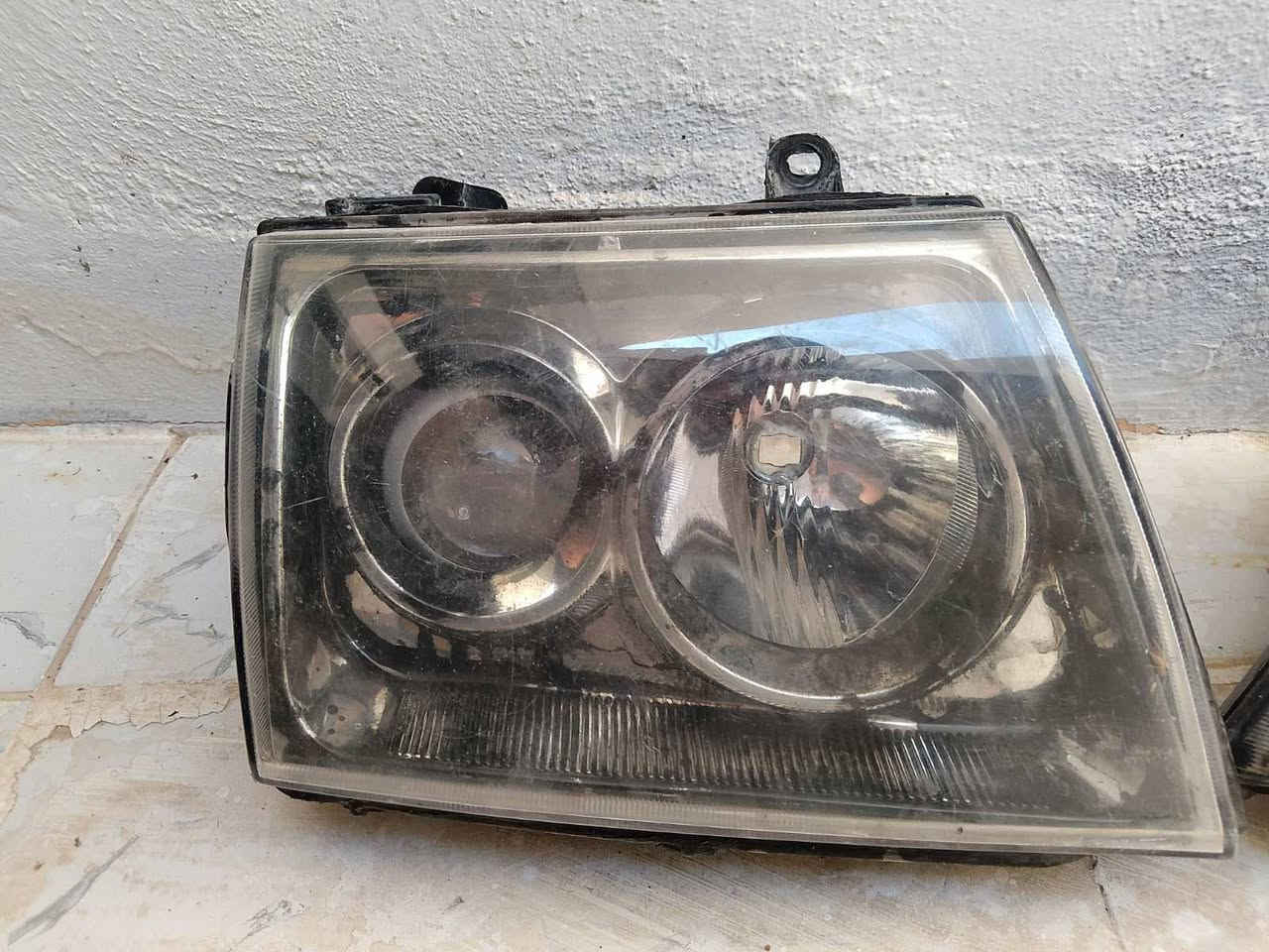 لایتی پیکاب دێر بۆ فرۆشتن
بێ عەیب و بێ کێشەیە بێ شکاوی
عەدەسەیە
نرخی 25هەزارو مەعامەلایەکی،برایانه
شوێن سلێمانی
***********
