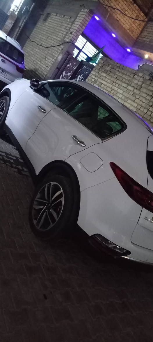السلام عليكم سبورتج مديل 2019 خليجي شكل ال 20 ماشيه 40
المواصفات معروفه العاديه

1.محرك 2000 دوش

2.رقم بغداد مميز

3.شادله عازل حراري كامل +تغليف PDF كامل +تغلف اليدات نيكل +تغليف المري

4.شادله شاشه

5. تخم تاير امامي جديد+باتري جديد

للامانه السياره كلش كلش نظيفه من البيت للمحل

بيه بارد شي بسيط كلش الشراري يتفضل واتساب أو اتصال وبيه خير ويدلل *********** السعر 195
