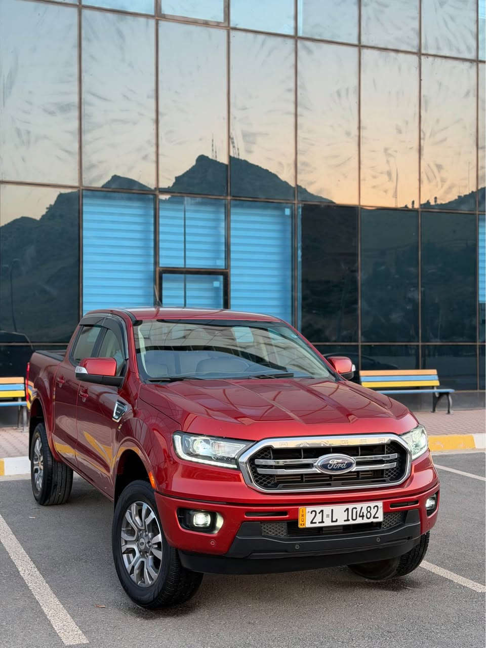 بسم اللّٰه الرحمن الرحيم
بەناوی خودای گەورە 
Ford Ranger 2022 lariat 
فۆرد ڕەنجەر ٢٠٢٢ قفل  ئەکسل نمونە مواسەفاتی لاریاتی فول فول بەسمە شەخال 
سەیارەکە رەقەم یەک جوانە تایبەتە 
قفل ئەکسل تۆماتیک 
گێڕو مەکینە بە شەرت ٢.٣ دەبل تۆربۆ 
ئێرباگ بەس سوکان سیستەم کراوەتەوە
کامێراو شاشە گەورە و ڕادار ئەوتۆ ستۆپ لایت لید بەگ لایت لید دەرکا کۆد کامیرا حاسە ئەوتۆ ستۆپ 
ڕاداری خەتی جادە کوشن کارەبای
کوشن جلد هیتەر شاشە ئەلیکترۆنی 
وەک بۆیاخ دوو پارچە و پەڵەک بۆیاخە بی ناو گرتن 
بەبی ناو گرتن سەیارەکە زۆر جوان و پاکە  
بەشەرتی وەکالە و بەناو کردن 
٩١ هەزار مایل ڕۆیشتوە
ناونیشان ڕانیە
ڤایبەر وەتس ئەپ 
***********
*********** السليمانية, العراق
