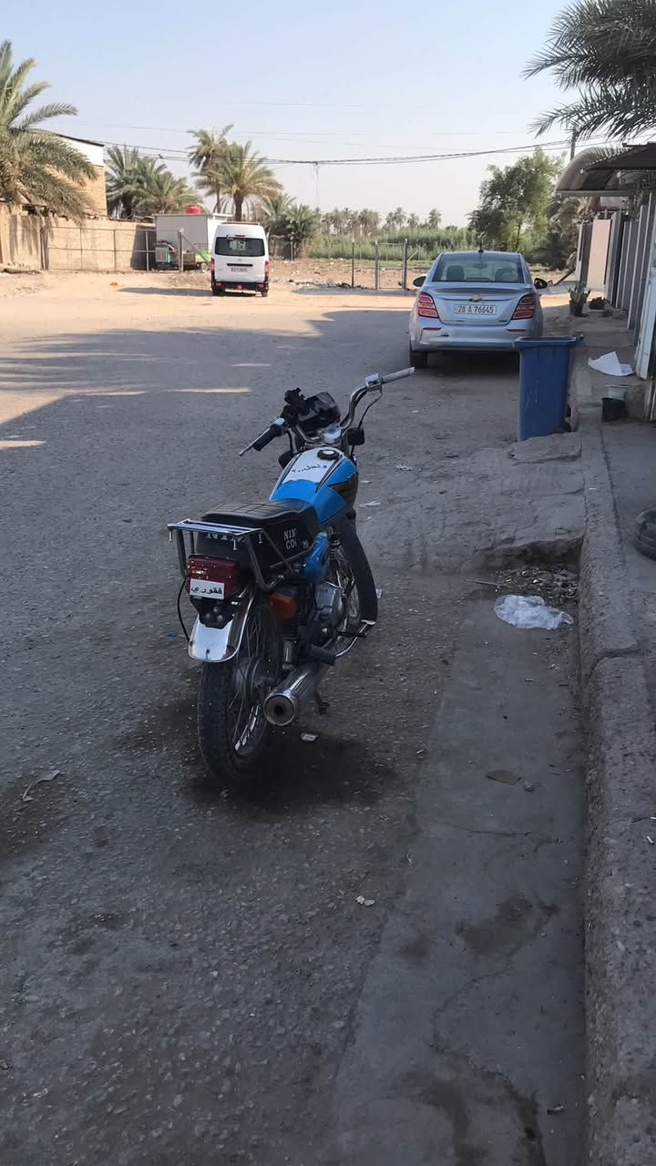 سلام عليكم دراجه نوع نامه ٢٥ اوراق شوفت عينك دراجه خير من الله يرادله ترتيب متوفر خاص سعر ٤٥٠ وبيه مجال العنوان حله بكرلي رقم *********** لمو شراي لتعبني
