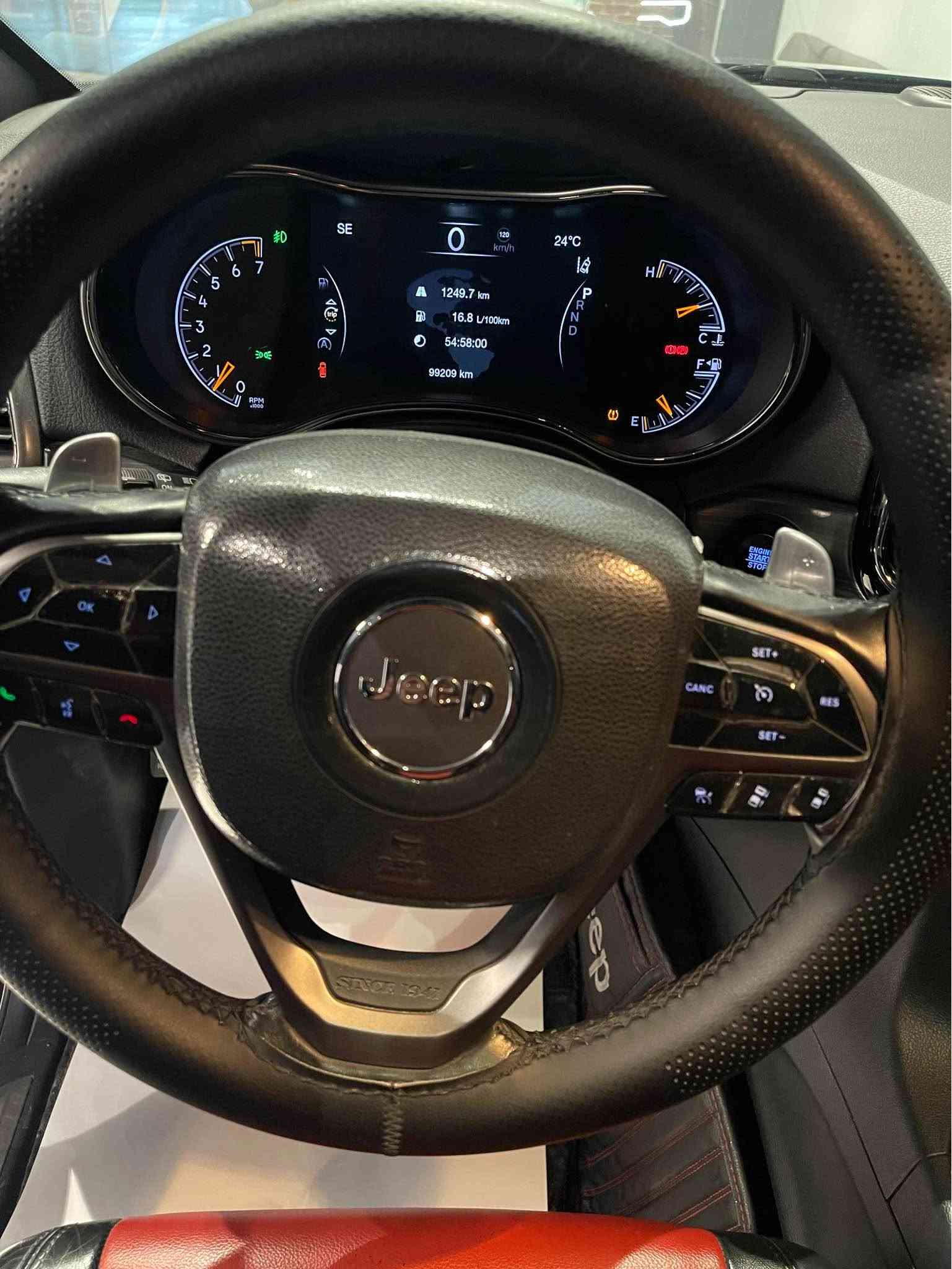 Jeep grand cherokee S 2020
سفری شەریکەی هارلم - کلین تایتڵ - بێ بۆیاخ بێ سارد
تەنها ٩٩ هەزار کیلۆمەتر ڕۆشتووە — دەعامییەکانی PPF کراوە
هەموو سێرفزەکانی لە شەریکە بۆ کراوە - بیلاد ناو سورە 
تازە چوار تایەی بۆ گۆڕاوە - کێڕ و مەکینە و کارەبایی بەشەرت
ڕەقەمەکەی لەگەڵا نیە - کتابی جام ڕەشی بۆ کراوە 
شوێن سلێمانی کۆمپانیای ڕۆژماک 

***********
***********

جیب مودیل ٢٠٢٠ مواصفات S خلیجی 
سیارە سفر شرکە هارلم - کلین تایتل مکفولە کفالە عامە
دعامیە للدعامیە بشرط - ولا تعدیل ولا صبوخ  ولا تکحیل
ماشیە ٩٩ الف کیلومتر — دعامیات تغلیف PPF 
بلادی داخل لون احمر- کیر مکینە کهربائی بشرط 
تاخم تایرات کل جدیدە - تحویل غرامە بشرط
مکان سلیمانیە شرکە روجماک - منطقە صناعیە

***********
*********** السليمانية, العراق
