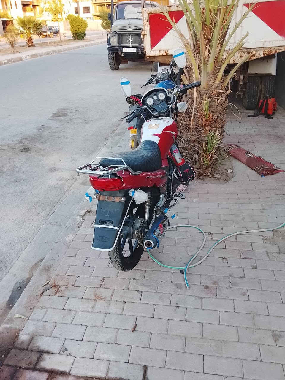متاح سايم موديل 2019موطور مثل ما وضح بل صوره بي كمرك موطور نضيف الاستفسار ***********
